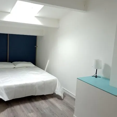 아파트 Apt With Pool Near Beach And Port 아그